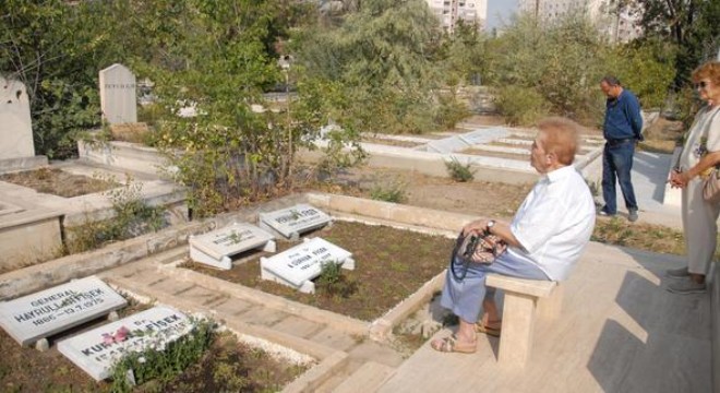 ‘Sıfırcı Hoca' kabri başında anıldı