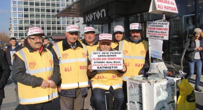 Talihli kendi gelmedi kuzenini gönderdi