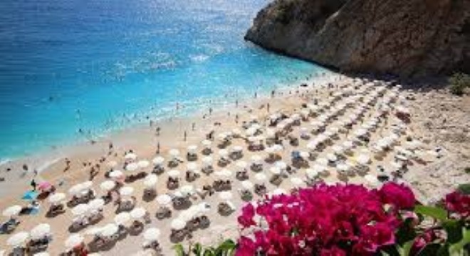 Turizm Geliri 24,3 Milyar Dolara Ulaştı