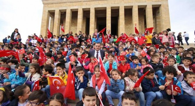 Üç bin öğrenciye burs sözü