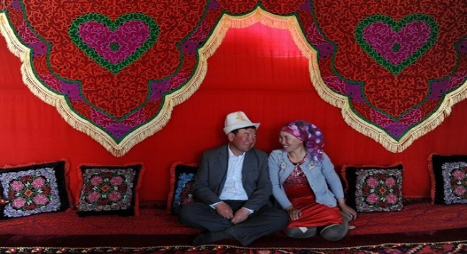 Xinjiang Uygur Özerk Bölgesi'nde emeklilere 5 yılda 16 kez zam yapıldı