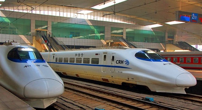 Xinjiang'ın başkenti Urumqi, ülkenin en büyük hızlı tren ağına katıldı