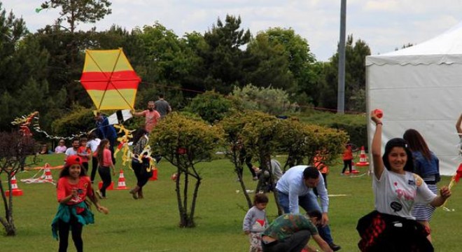 Yerde bilim gökte uçurtma