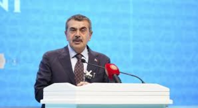 Yusuf Tekin'den İmam Hatip Okulları Açıklaması