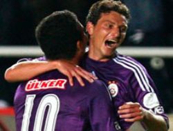 Galatasaray yeniden lider 