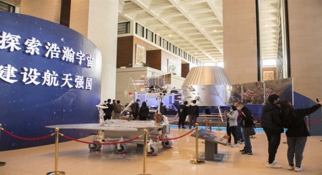 Çin, 2024'de Ay'ın Güney Kutbu'ndaki araştırmalarına başlayacak