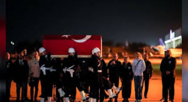 Şehit Pilot Hasan Bahar'ın Cenazesi İstanbul'a Getirildi